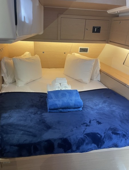 Dufour Yachts Dufour 470 - 3 cab. Knot Online