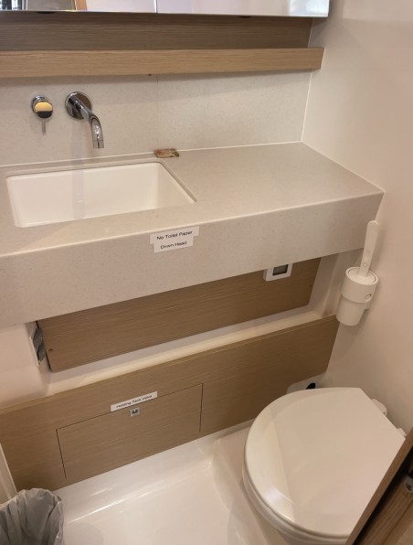 Dufour Yachts Dufour 470 - 3 cab. Knot Online