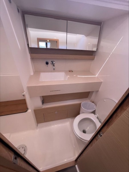 Dufour Yachts Dufour 470 - 3 cab. Shandy Breeze