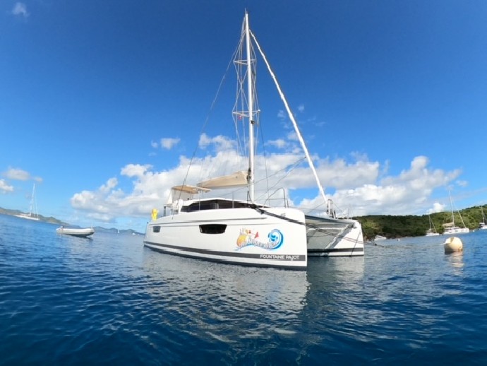 Fountaine Pajot Fountaine Pajot Astrea 42 Unsupervised