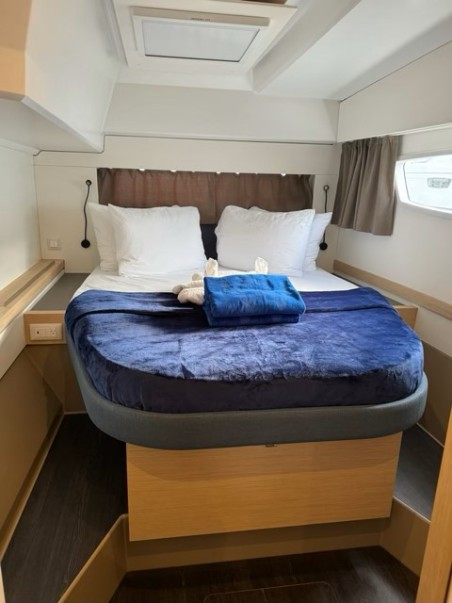 Fountaine Pajot Fountaine Pajot Astrea 42 Unsupervised