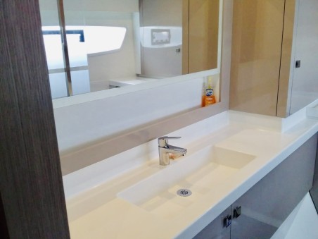 Fountaine Pajot Fountaine Pajot Astrea 42 Maestro Serene Blue