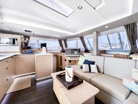 Fountaine Pajot Fountaine Pajot Astrea 42 Maestro Serenity Now