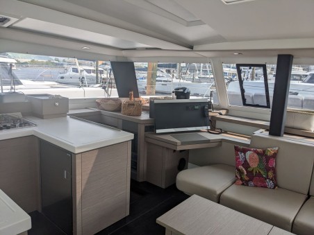 Fountaine Pajot Fountaine Pajot Astrea 42 Maestro Wayfinder