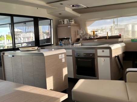 Fountaine Pajot Fountaine Pajot Aura 51 Amajen