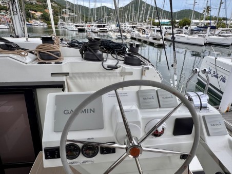 Fountaine Pajot Fountaine Pajot Aura 51 Carrie Lee