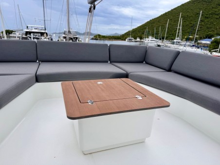 Fountaine Pajot Fountaine Pajot Aura 51 Carrie Lee