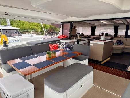 Fountaine Pajot Fountaine Pajot Aura 51 Carrie Lee