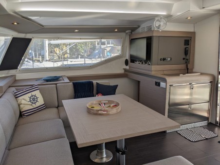 Fountaine Pajot Fountaine Pajot Elba 45 - 4 cab. Free To Be