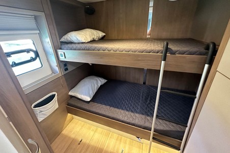 Catana Group Bali 4.8 - 5 cab. Esther