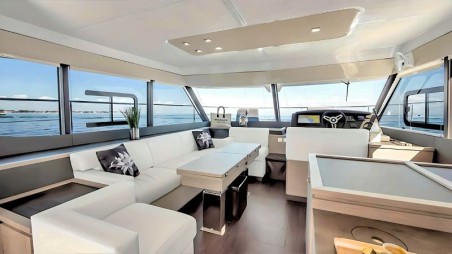 Fountaine Pajot Fountaine Pajot MY5 Red Lyon