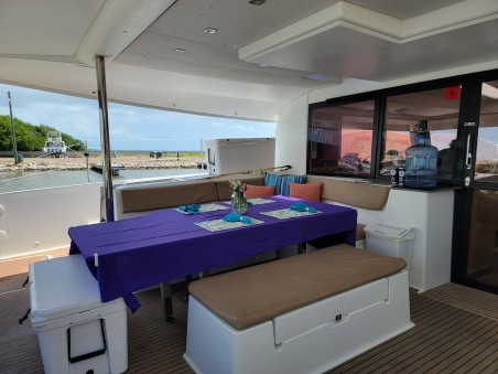 Fountaine Pajot Fountaine Pajot Saba 50 Quintet - 5 + 1 cab. Discover
