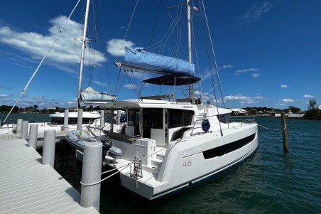 Bali 4.8 - 5 cab. | Czarter jachtu Bahamy | Travelboat