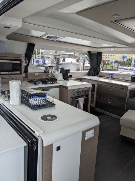 Fountaine Pajot Fountaine Pajot Tanna 47 - 5 cab. Dragonfly