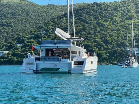 Fountaine Pajot Fountaine Pajot Tanna 47 - 5 cab. Feeling Knotty