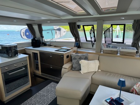 Fountaine Pajot Fountaine Pajot Tanna 47 - 5 cab. Feeling Knotty