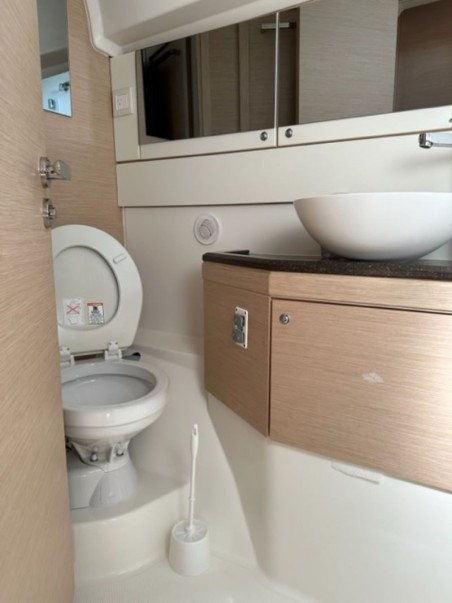 Jeanneau Jeanneau 51 Recovery Room