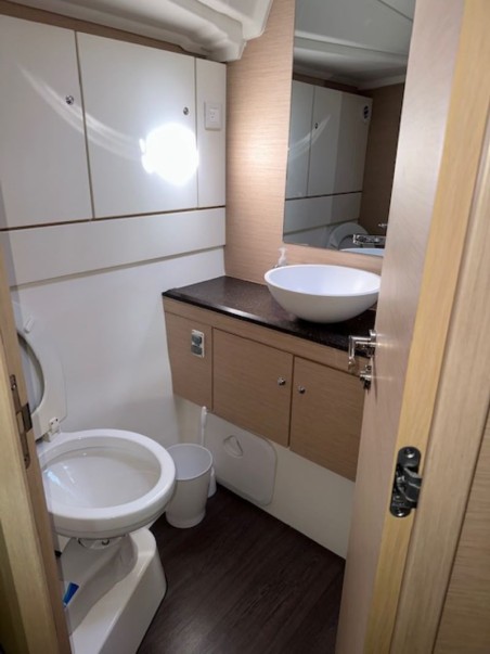 Jeanneau Jeanneau 51 Recovery Room