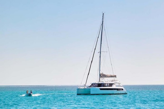 Leopard Catamarans / Robertson & Caine Leopard 42 - 3 cab. Serenity
