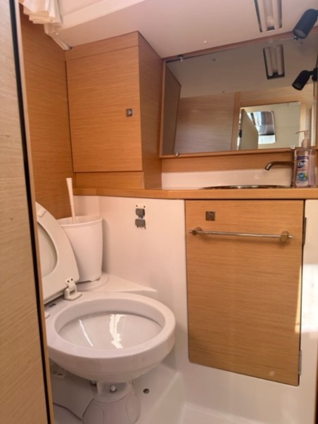 Jeanneau Sun Odyssey 389 39 North