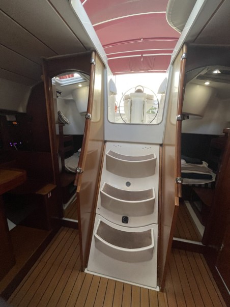 Beneteau Oceanis 411 Celebration | Yacht Charter Croatia | Travelboat