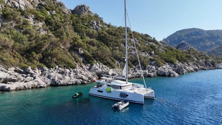 Fountaine Pajot Fountaine Pajot Astrea 42 - 4 + 1 cab. Sirius 1