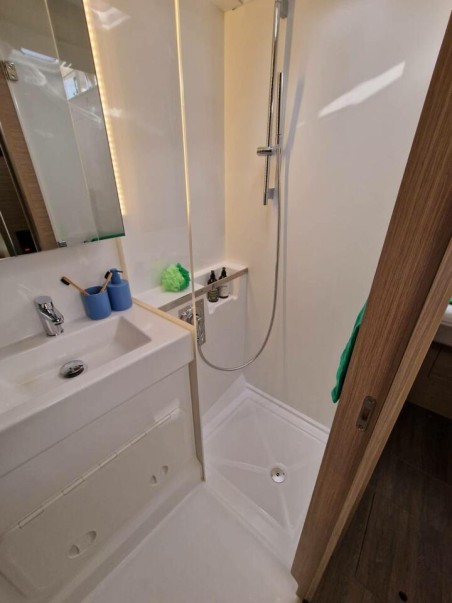 Lagoon-Bénéteau Lagoon 38 - 4 + 2 cab. Doudou