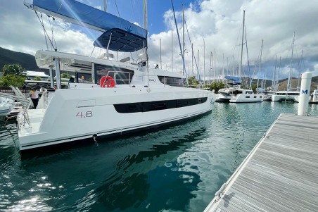 Catana Group Bali 4.8 - 6 + 1 cab. Bali Cat