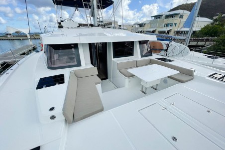 Catana Group Bali 4.8 - 6 + 1 cab. Bali Cat