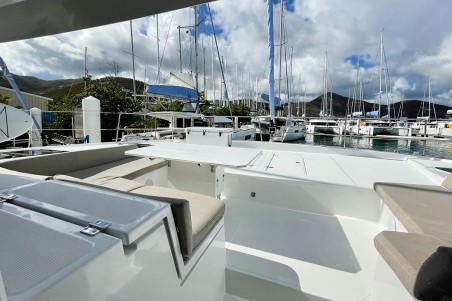 Catana Group Bali 4.8 - 6 + 1 cab. Bali Cat