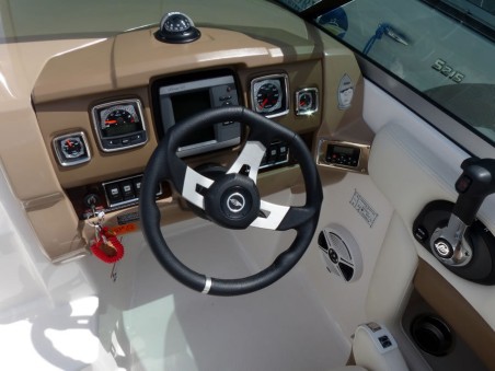 Chaparral Chaparral 225 SSi Cuddy Triple X