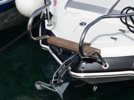 Chaparral Chaparral 225 SSi Cuddy Triple X