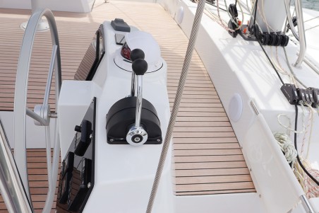 Catana Group Bali 4.8 - 6 + 1 cab. On A Whim