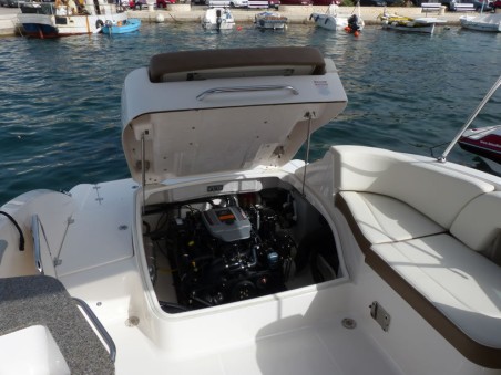 Chaparral Chaparral 225 SSi Cuddy Triple X