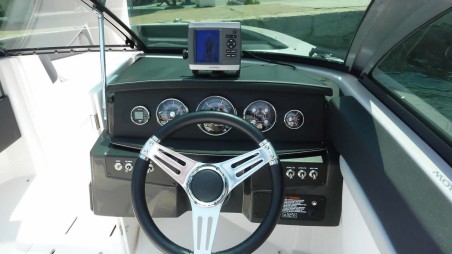 Four Winns Boats Four Winns H210 Black Pearl