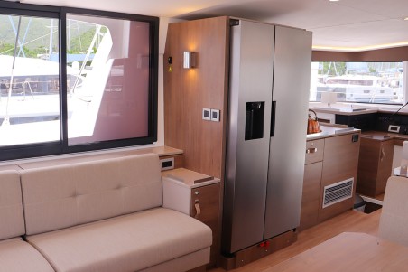 Catana Group Bali 4.8 - 6 + 1 cab. On A Whim