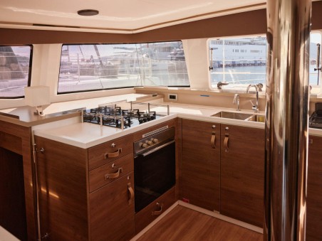 Catana Group Bali 4.4 - 4 + 1 cab. Ediba Libra