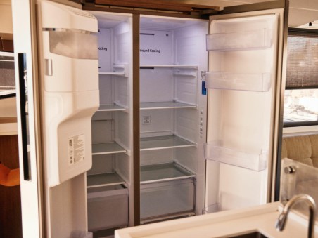 Catana Group Bali 4.6 - 4 + 1 cab. Ediba Scorpio