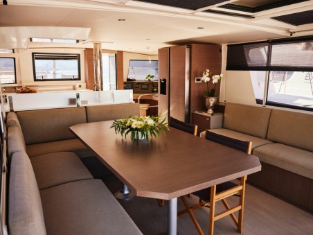 Catana Group Bali 4.6 - 4 + 1 cab. Ediba Senior