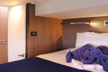 Catana Group Bali 4.8 - 6 + 1 cab. On A Whim