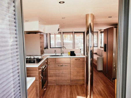 Catana Group Bali 4.8 - 4 + 1 cab. Ediba Taurus