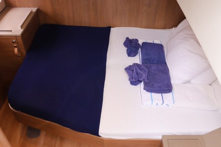 Catana Group Bali 4.8 - 6 + 1 cab. On A Whim