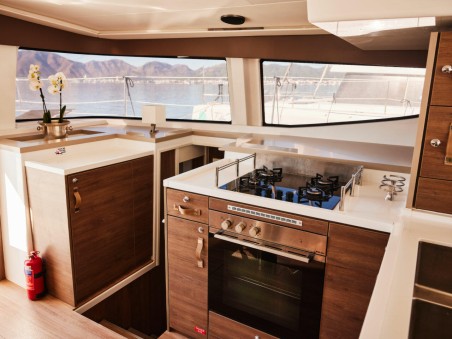 Catana Group Bali 4.8 - 4 + 1 cab. Ediba Taurus