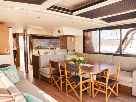 Catana Group Bali 4.8 - 5 + 1 cab Ediba Virgo