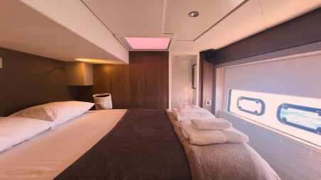 Catana Group Bali 4.8 - 5 + 1 cab Ediba Virgo