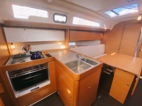 Dufour Yachts Dufour 360 GL - 3 cab. Yume