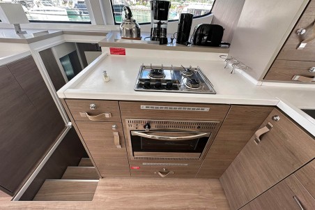 Bali 4.8 | Yacht Charter Seychelles | Travelboat