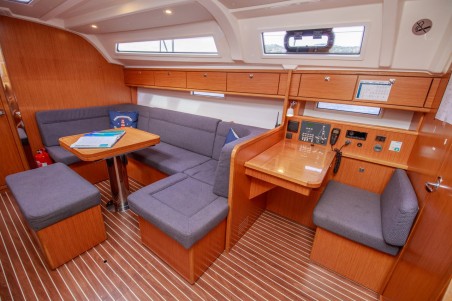 Bavaria Yachtbau Bavaria Cruiser 41 - 3 cab. Tangram