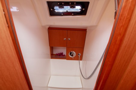 Bavaria Yachtbau Bavaria Cruiser 41 - 3 cab. Tangram