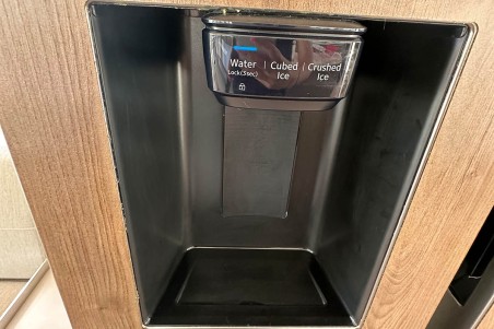 Bali 4.8 | Yacht Charter Seychelles | Travelboat